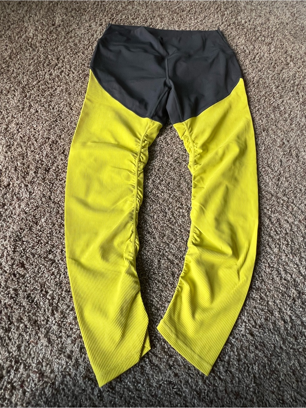 ZYIA Colorblock Leggings in Yellow and Black